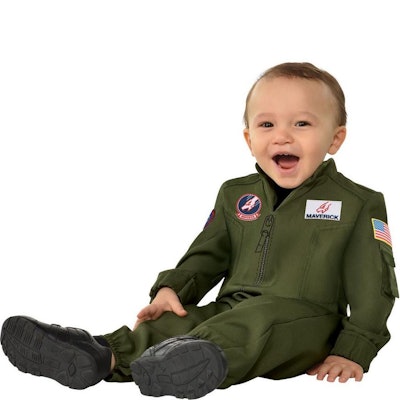 Top Gun mom, dad and baby Halloween costumes are perfect after the reboot this year.