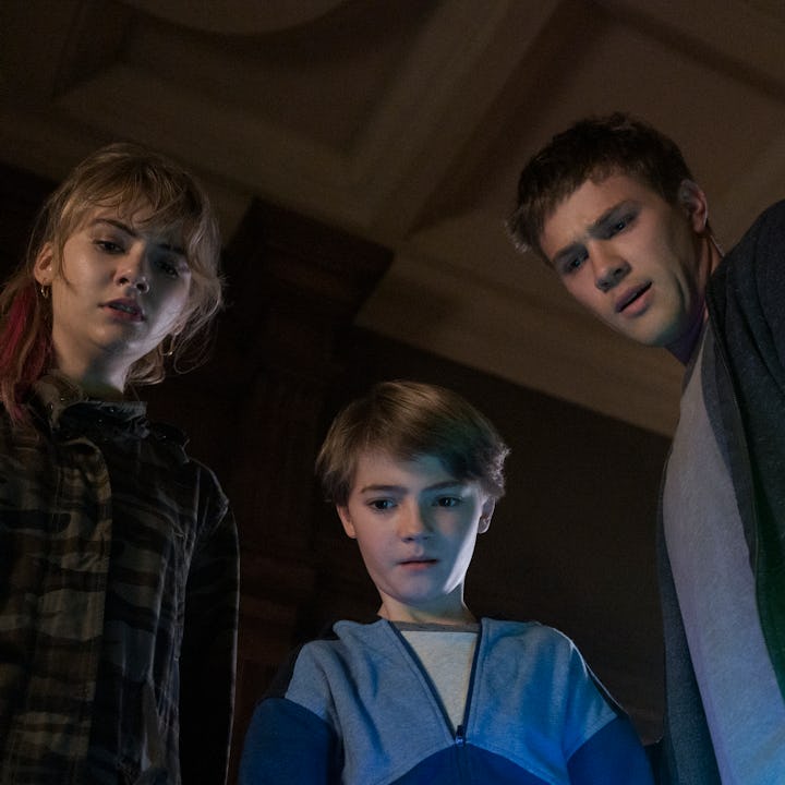 Emilia Jones plays Kinsey Locke in 'Locke & Key.'