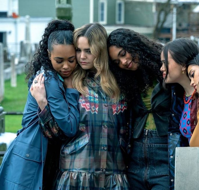 Zaria as Faran, Bailee Madison as Imogen, Chandler Kinney as Tabby, Malia Pyles as Mouse, and Maia R...