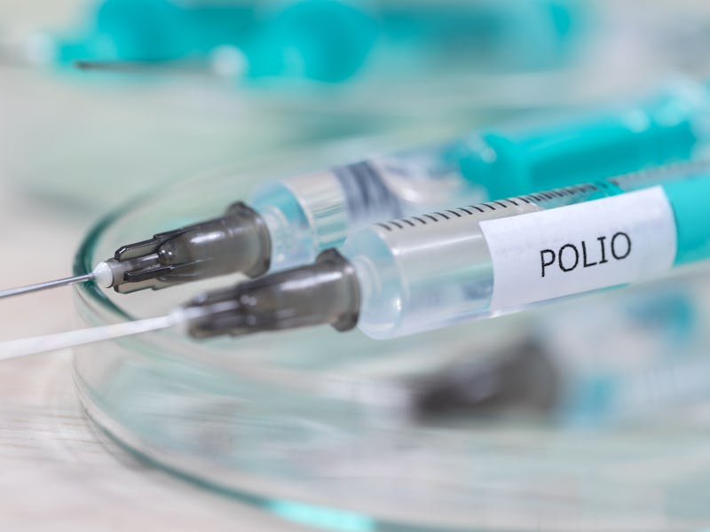 polio virus syringe
