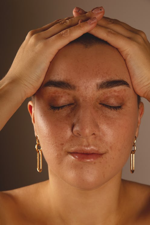 face self tanner model