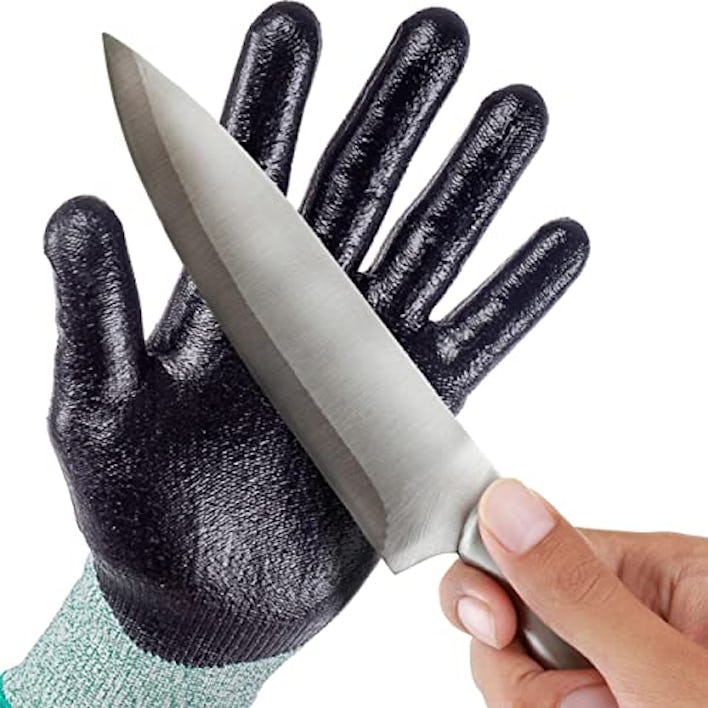 Pine Tree Tools Cut-Proof Black Grip Gloves (1 Pair)