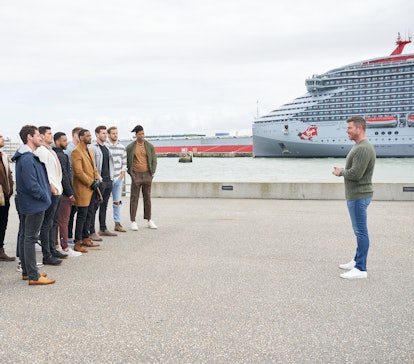 Jesse Palmer and the contestants of Season 19 of 'The Bachelorette'