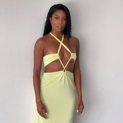 Gabrielle Union Looks Like an Alien Superstar in Risqu Green Dress