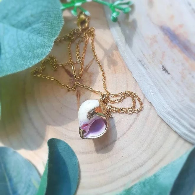 AsaArtshop Gold Seashell Drop Pendant