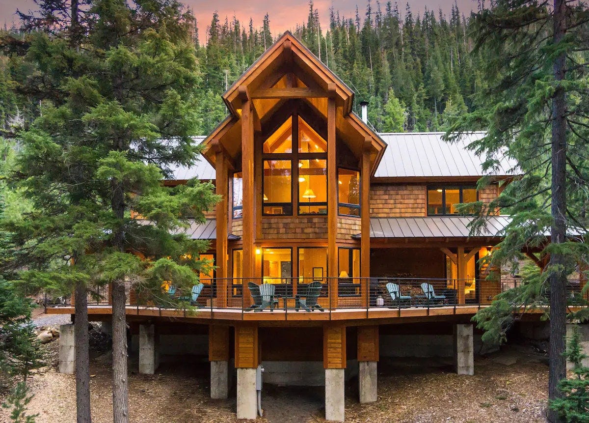 The Best Airbnbs For Fall Foliage Include Treehouses & A-Frame Cabins