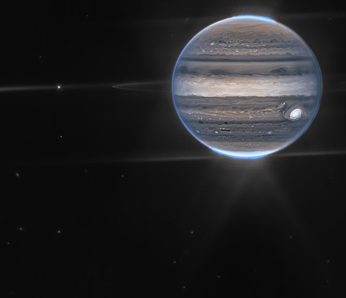 5a783fb0-3c4a-45f2-ab4d-027f991ba883-jupiter_showcases_aurorae_hazes_nircam_widefield_view.jpg
