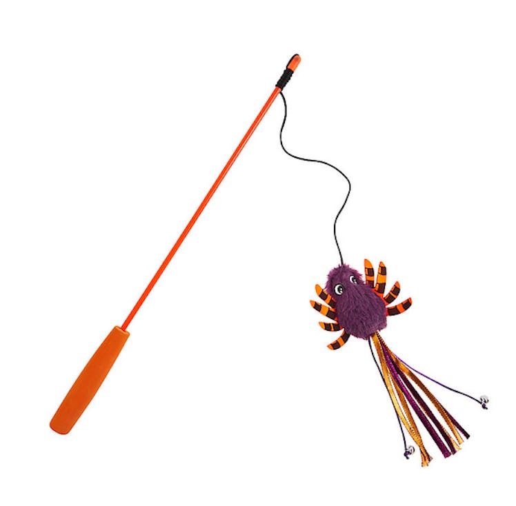 Spider teaser cat toy is a scary cute Halloween item from PetSmart for 2022.