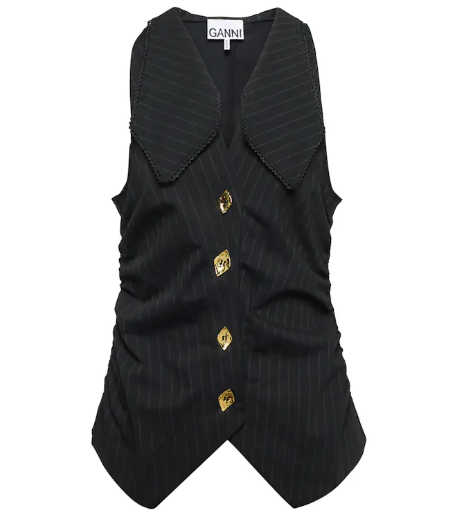 The Women's Suit Vest Trend Lives In My Head Rent-Free The Women's Suit Vest Trend Lives In My Head Rent-Free