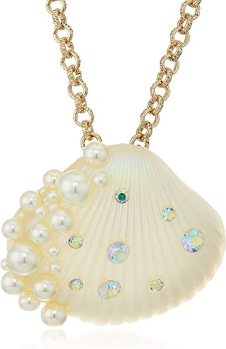 Betsey Johnson Sea Shell Pendant Necklace