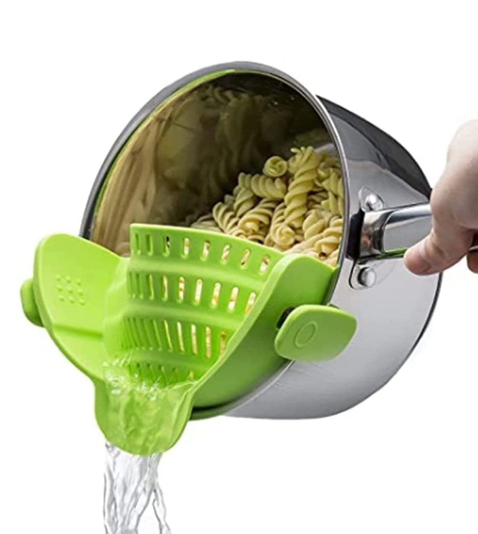 Kitchen Gizmo Snap N Strain Pot Strainer