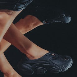 Rose In Good Faith Plastic Soul sex toy clog in "Endless Black"