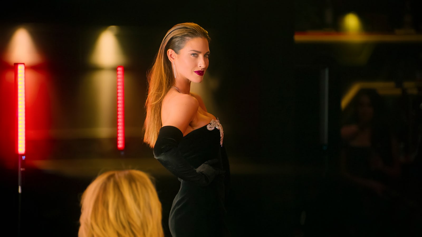 Polly From 'Selling The OC': Ex-Husband, Modeling Career, Instagram ...