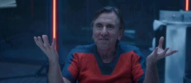 Tim Roth smiles as Emil Blonsky/The Abomination in She-Hulk: Attorney at Law Episode 2