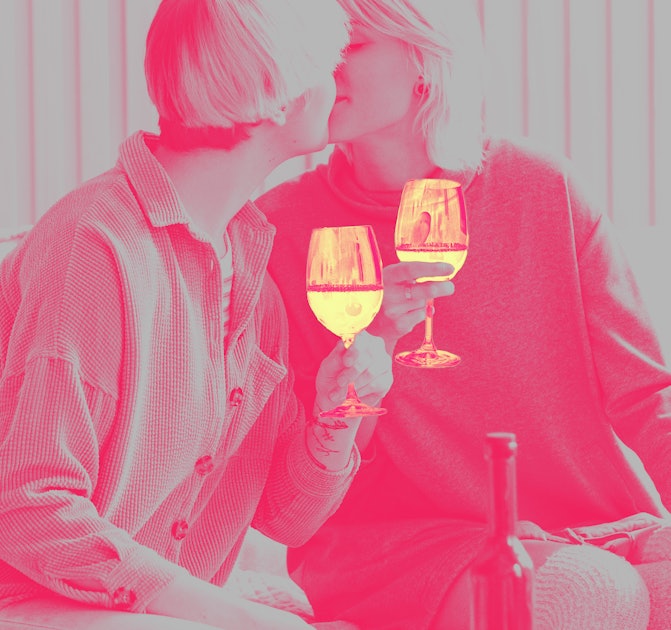 Drinking A Lot On Dates? This Common Habit Can Hurt Your Health