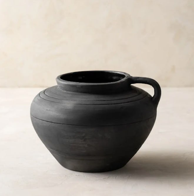 Beale Matte Black Accent Vase