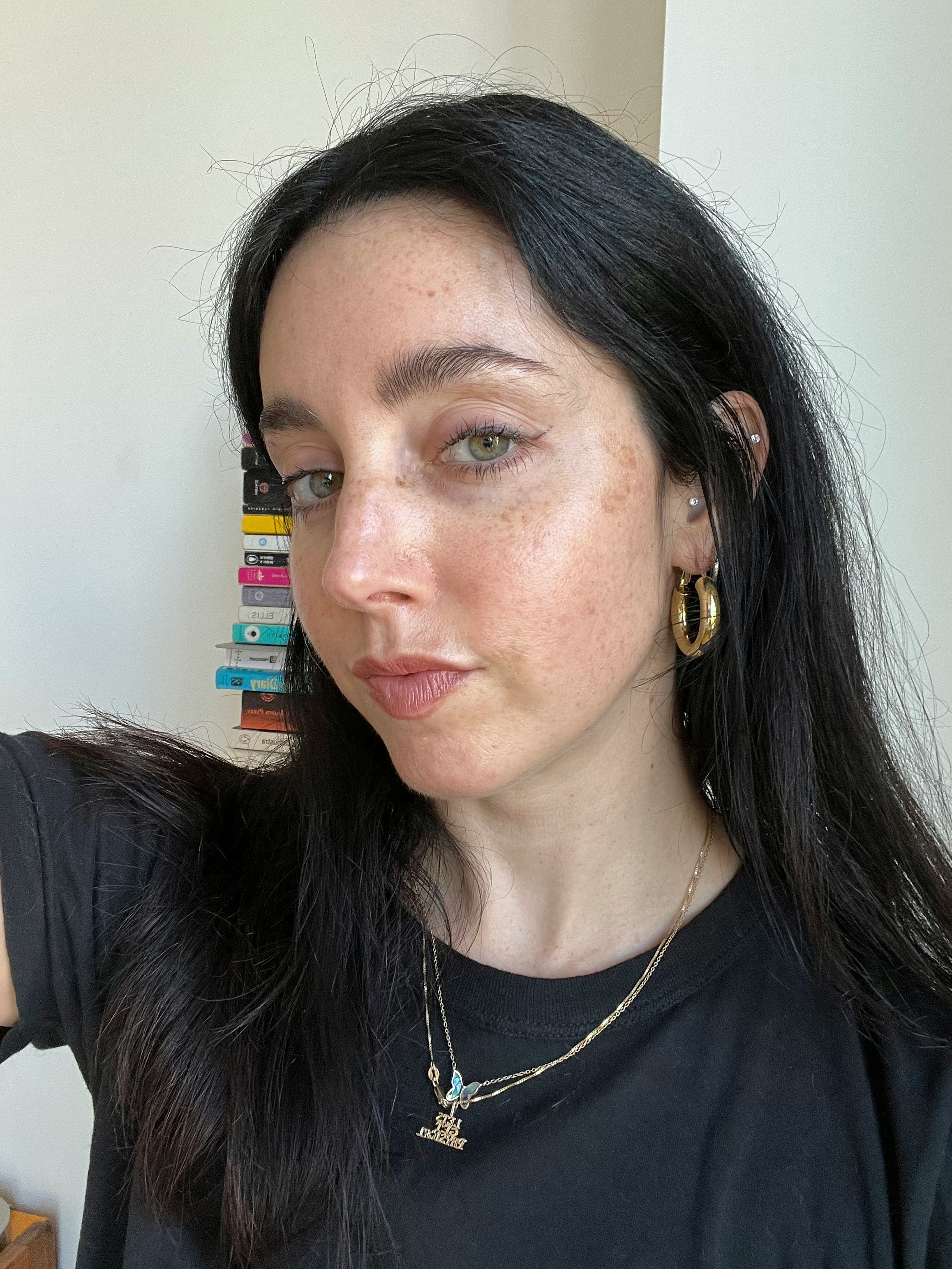 Testing Charlotte Tilbury&rsquo;s new Beautiful Skin Radiant Concealer.