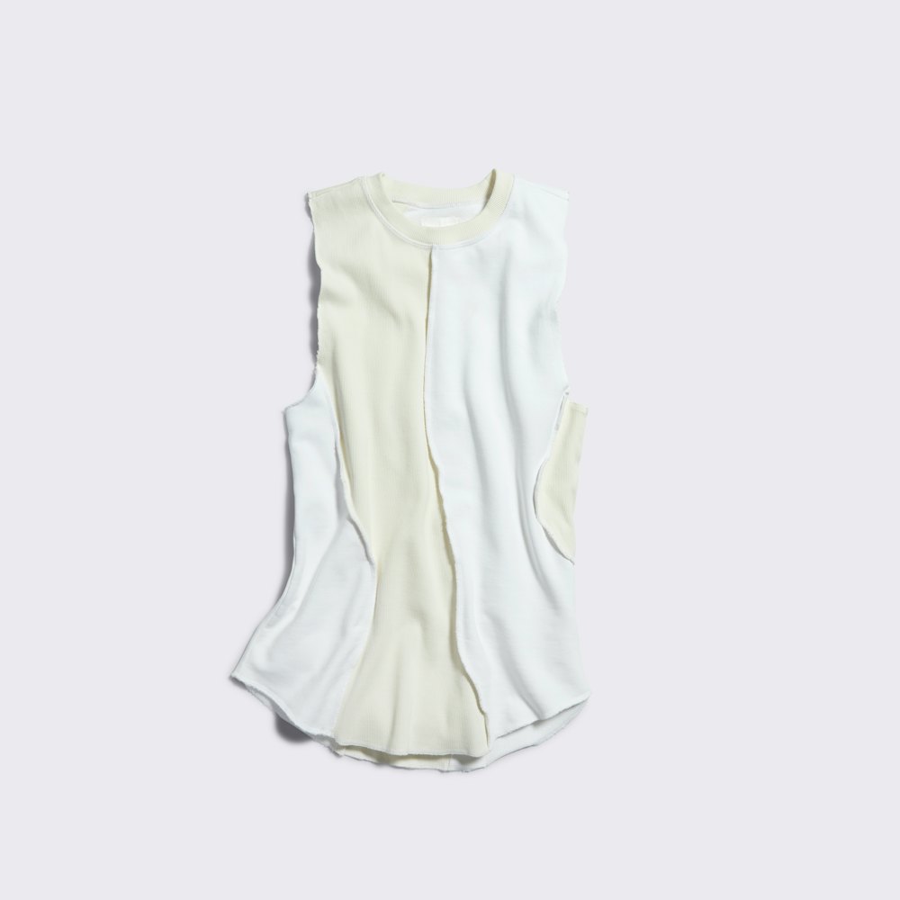 All-Gender Pieced Mixed Knit Tank Top in White/Coconut Milk