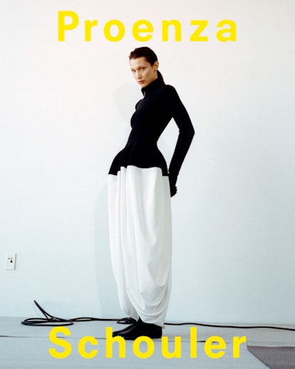 Emma Corrin, Emily Ratajkowski & Sydney Sweeney by Tyrone Lebon for Miu Miu  Fall-Winter 2022 Ad Campaign - Fashion Campaigns - Minimal. / Visual.
