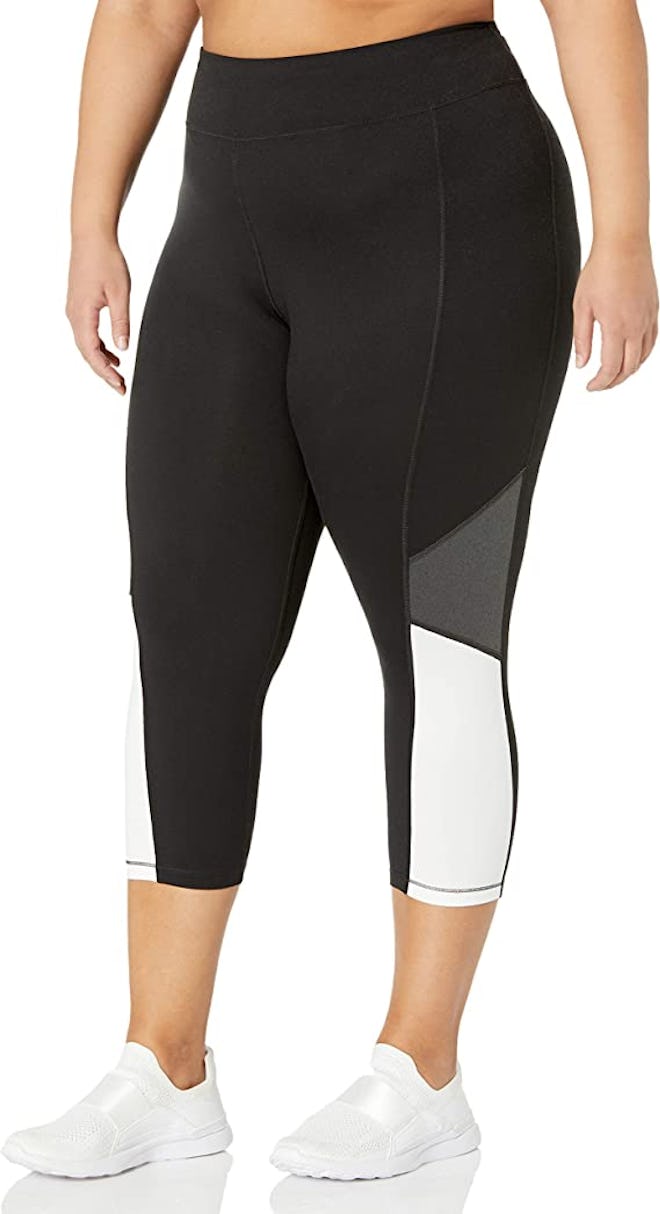 JUST MY SIZE Active Pieced Stretch Capri Leggings