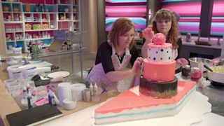 'Sugar Rush' is one of the most watched baking shows on Netflix.