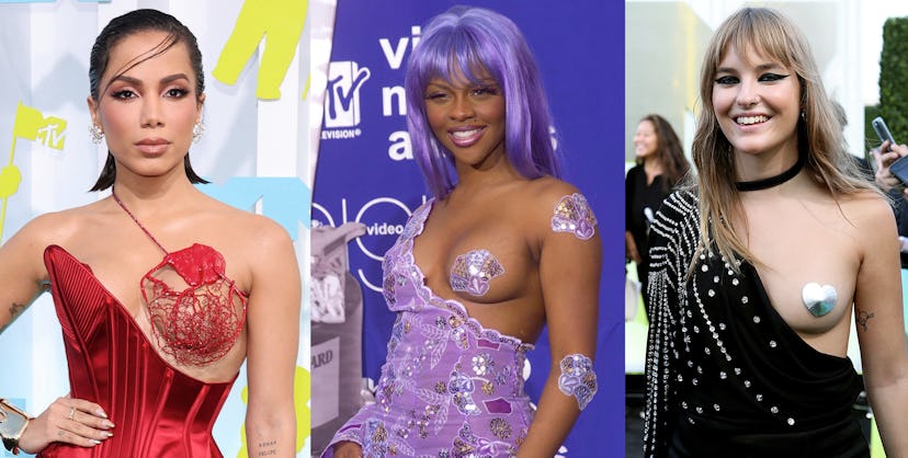 Anitta, Lil' Kim, and Victoria De Angelis wearing nipple pasties at the VMAs
