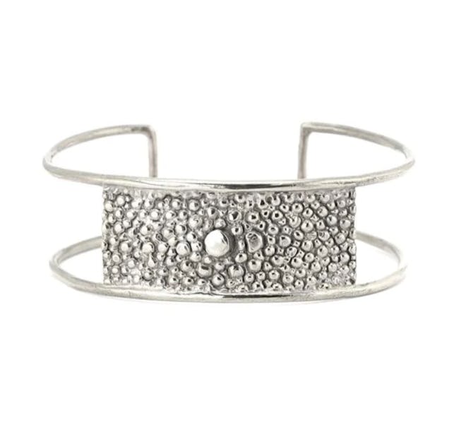 Stingray Bar Cuff