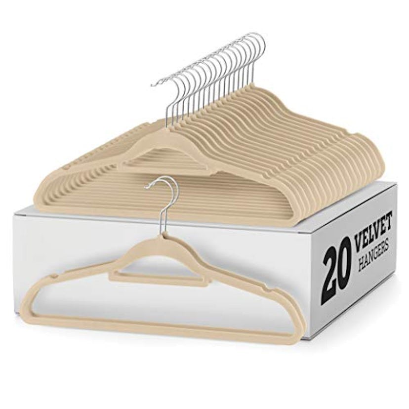 Zober Velvet Hangers (20-Pack)