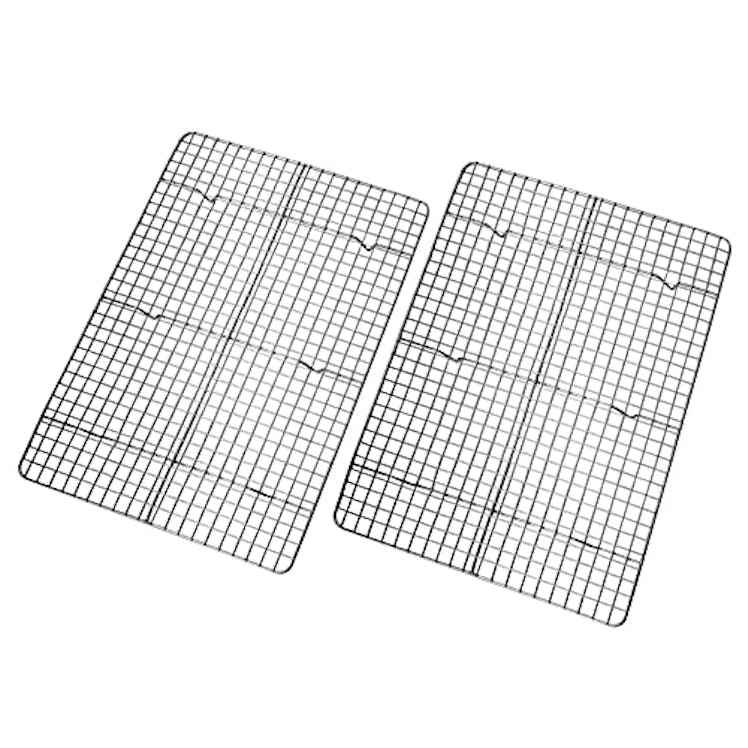 Checkered Chef Cooling Rack (Set of 2)