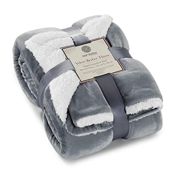 Genteele Sherpa Blanket 