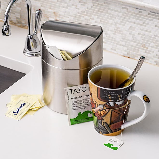 Estilo Mini Countertop Trash Can