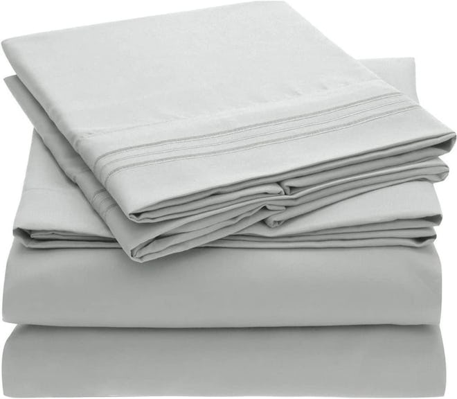 Mellanni Queen Sheet Set (4-Piece)