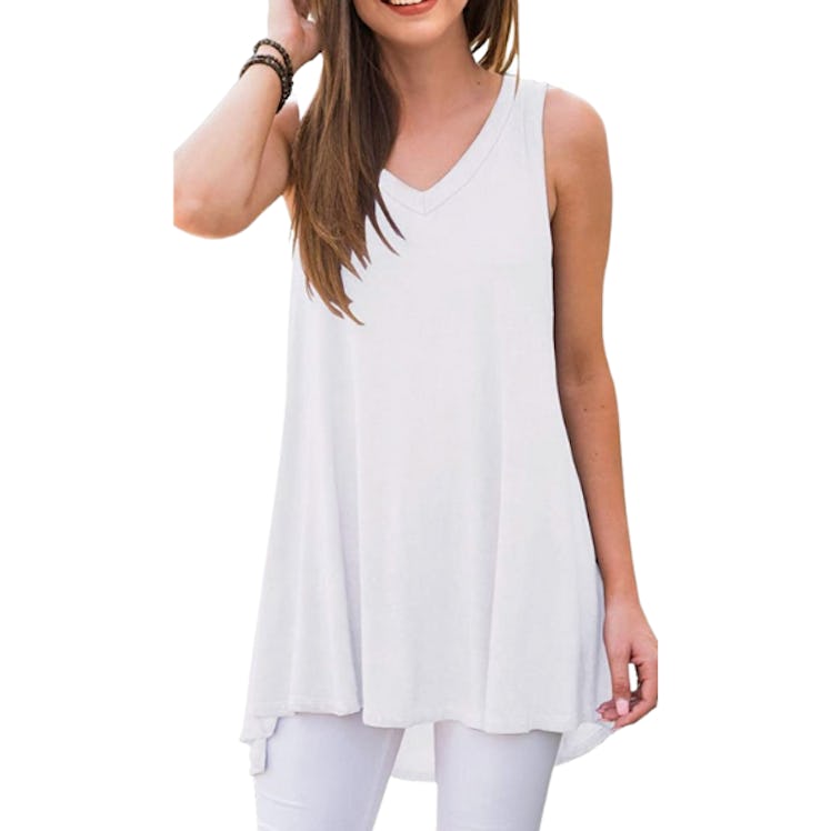 AWULIFFAN Sleeveless V-Neck Blouse