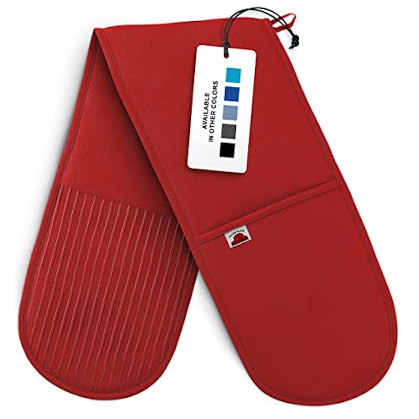 Big Red House Double Oven Mitt 