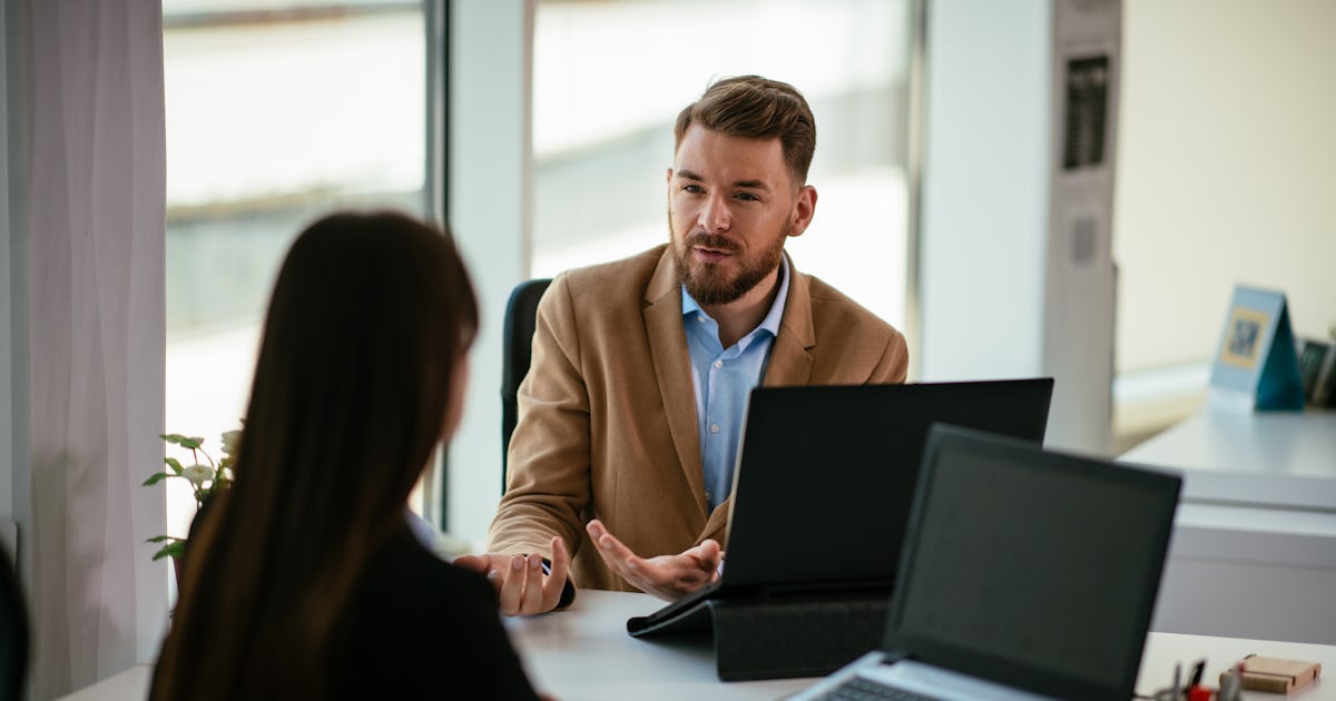 Wie man aufhört, ohne Brücken zu verbrennen Wie man aufhört, ohne Brücken zu verbrennen