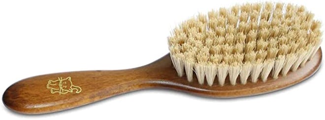 With extra-soft bristles, this Mars tool is one of the best brushes for cats that hate to be brushed...