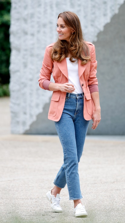 Kate Middleton wearing jeans