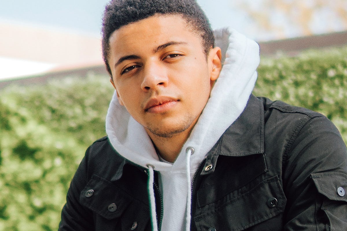 Tsm myth. Myth twitch. Tsm myth valorant spike. Myth streamer. Myth streamer.