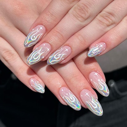 hailey bieber nails are giving major main character vibes by the best  @ivynduke_nails 💅🏼 #haileybiebernails #glazeddonutnails…