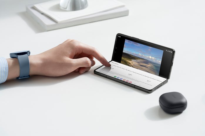 The Galaxy Z Fold 4 in laptop mode.