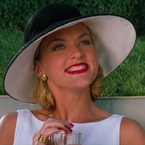Elaine Hendrix as Meredith Blake in 'The Parent Trap'