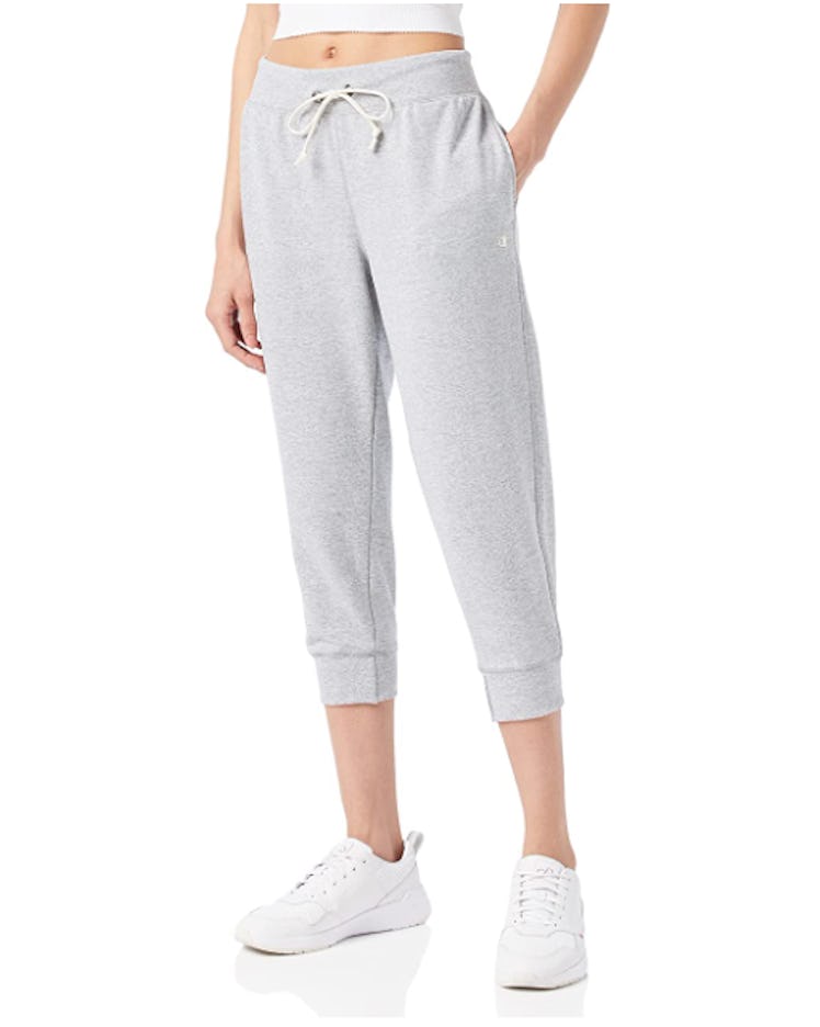 These summer joggers have a cropped fit and are made of breathable French terry