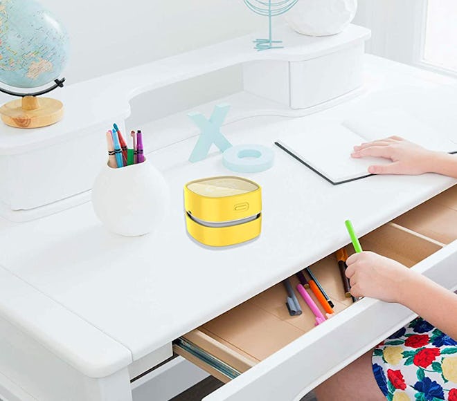 ODISTAR Desktop Vacuum Cleaner