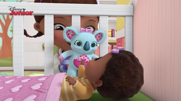 Doc McStuffins picks out the perfect stuffed animal for her new baby sister. 