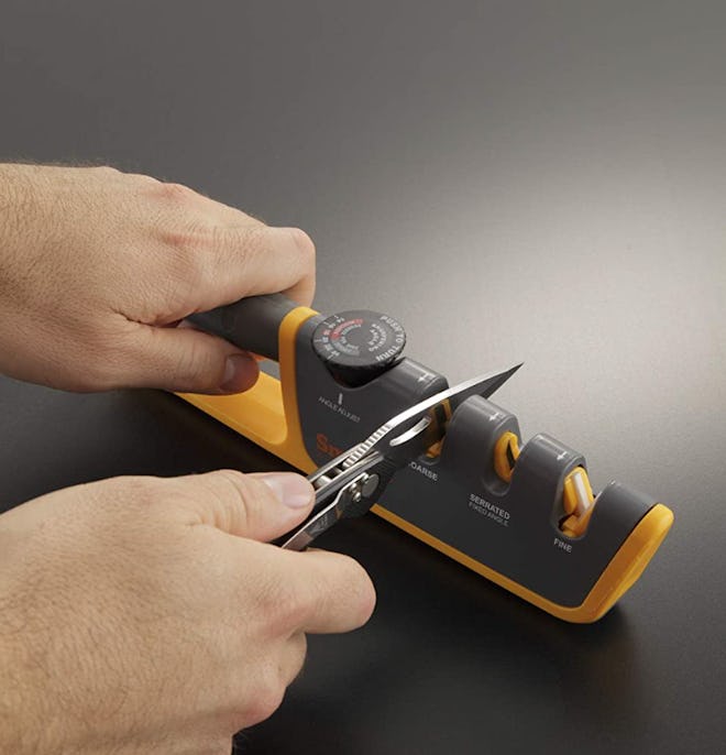 Smith’s Adjustable Manual Knife Sharpener