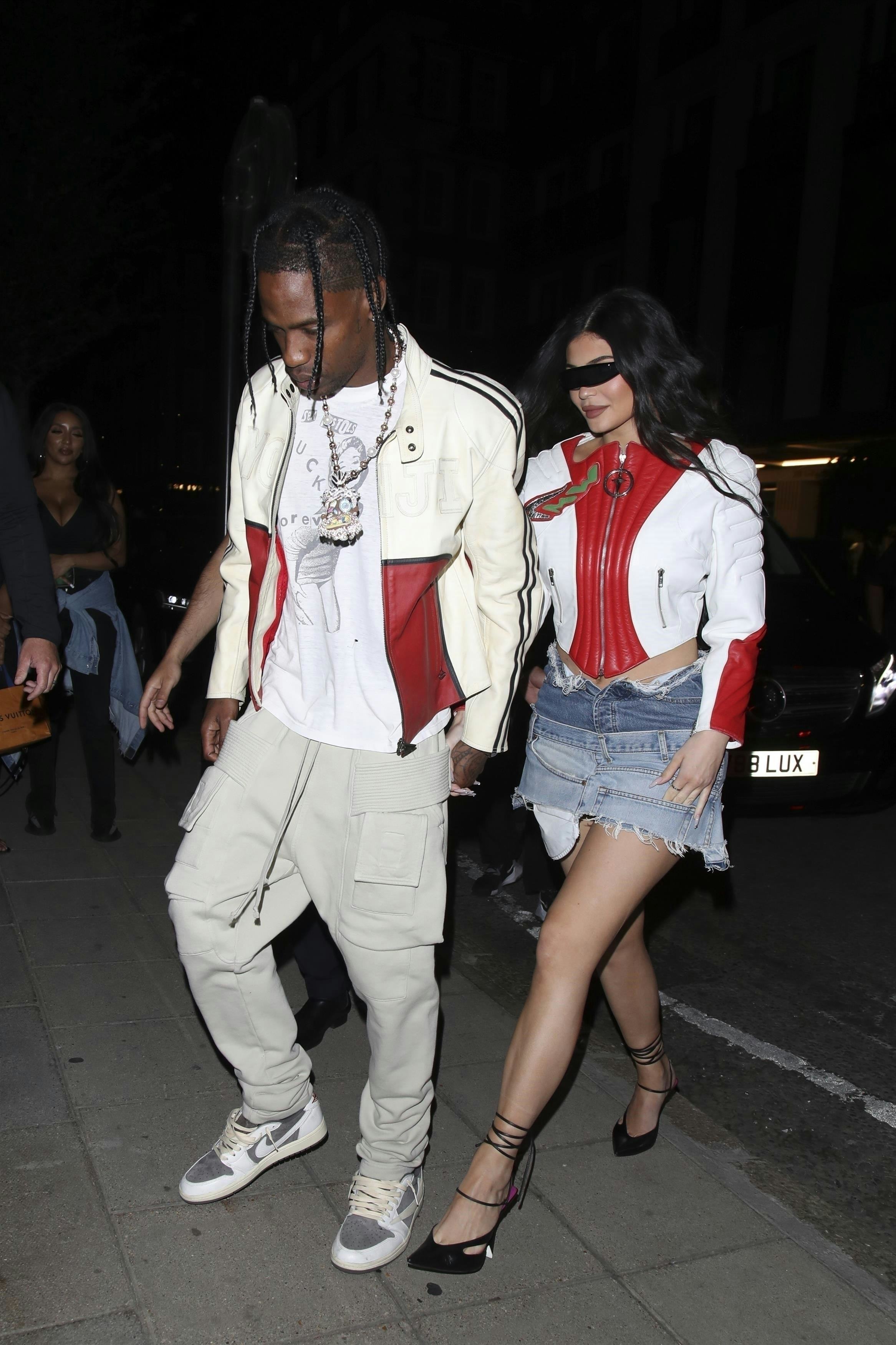 Kylie jenner skirts clearance