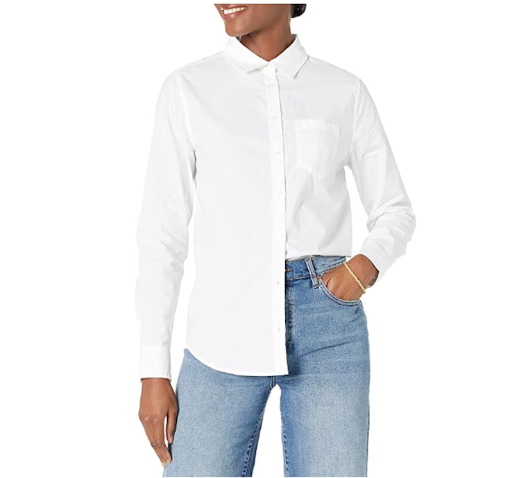 Amazon Essentials Long-Sleeve Button-Down Poplin Shirt