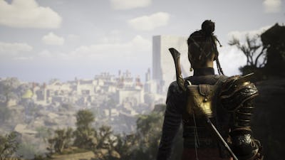 Nor, the protagonist of Flintlock: The Siege of Dawn, looks down on the city below her.