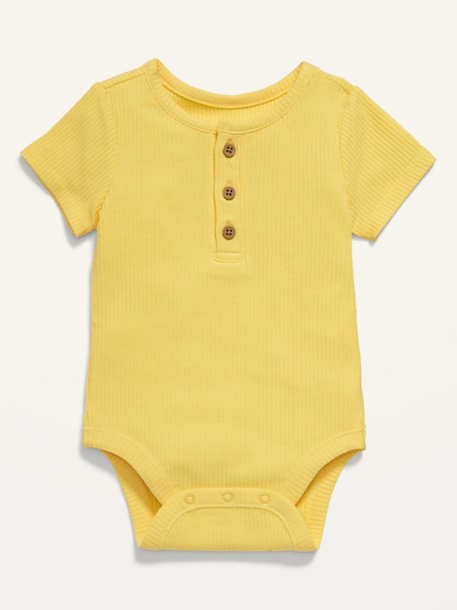 A yellow rib-knit onesie is perfect for any season, get yours at the old navy labor day sale.