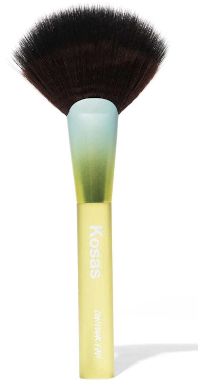 Kosas Contour Fan Brush for makeup brushes